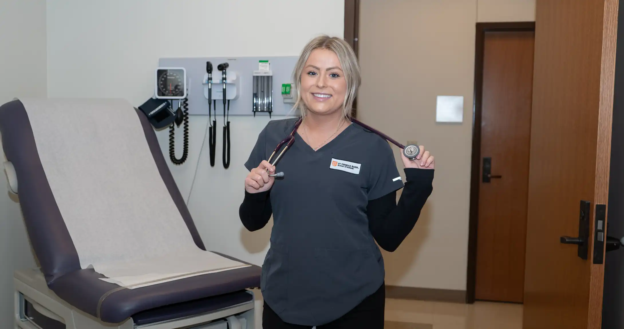 nursing student in SIM lab