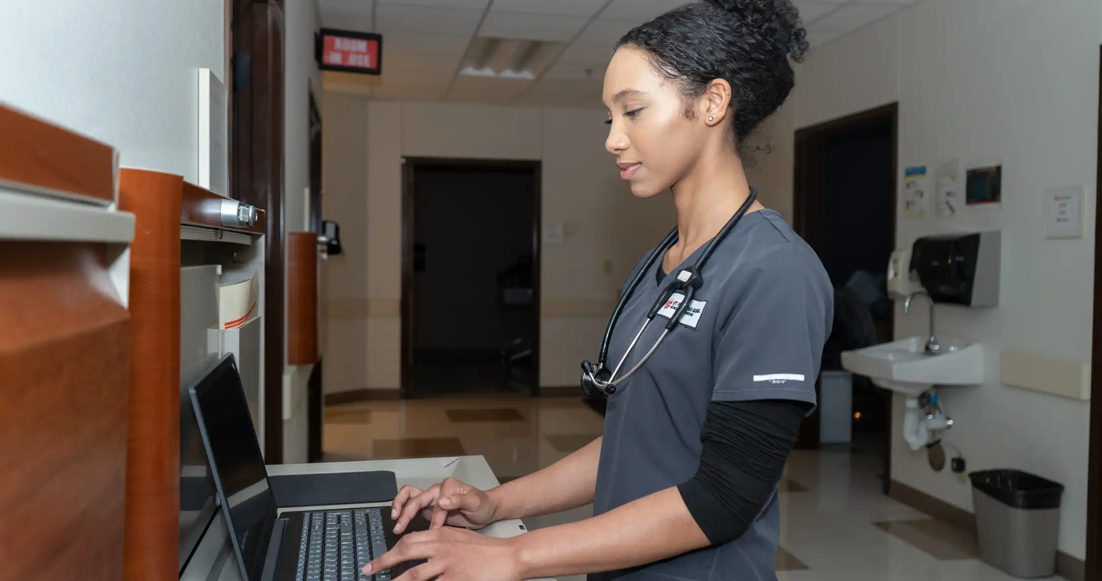 nursing student in SIM lab