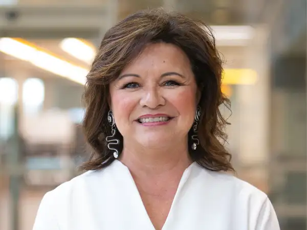 Monica Tschauner head shot