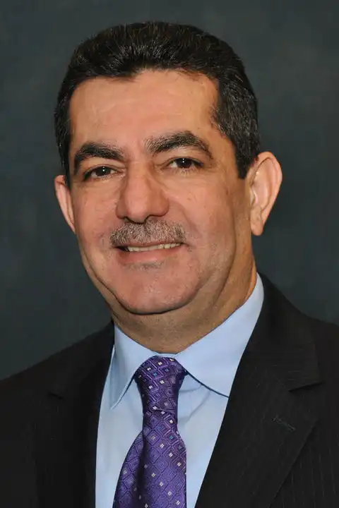 Ray Bachnak Headshot