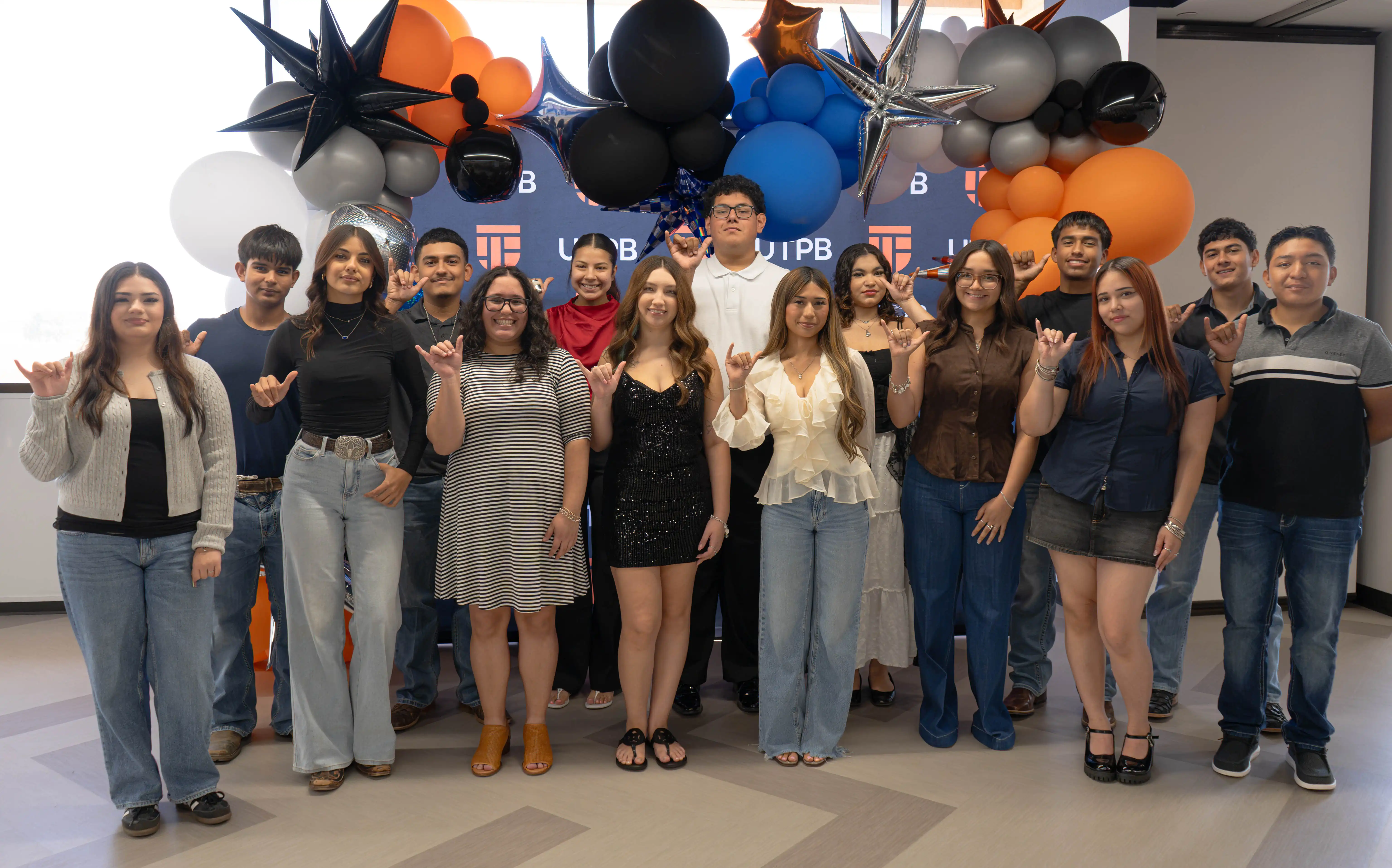 The students who received the López Scholarship.