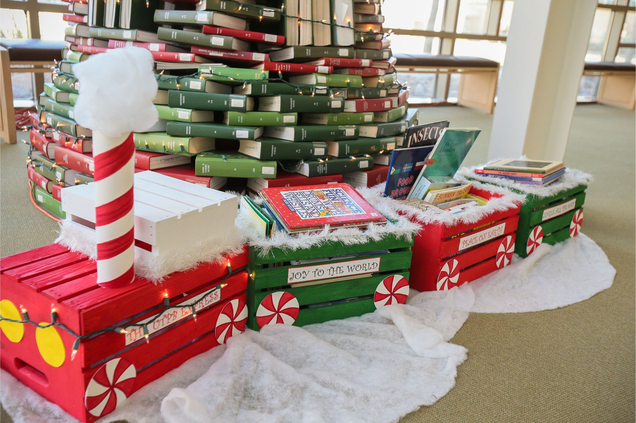 book-tree-2958.jpg