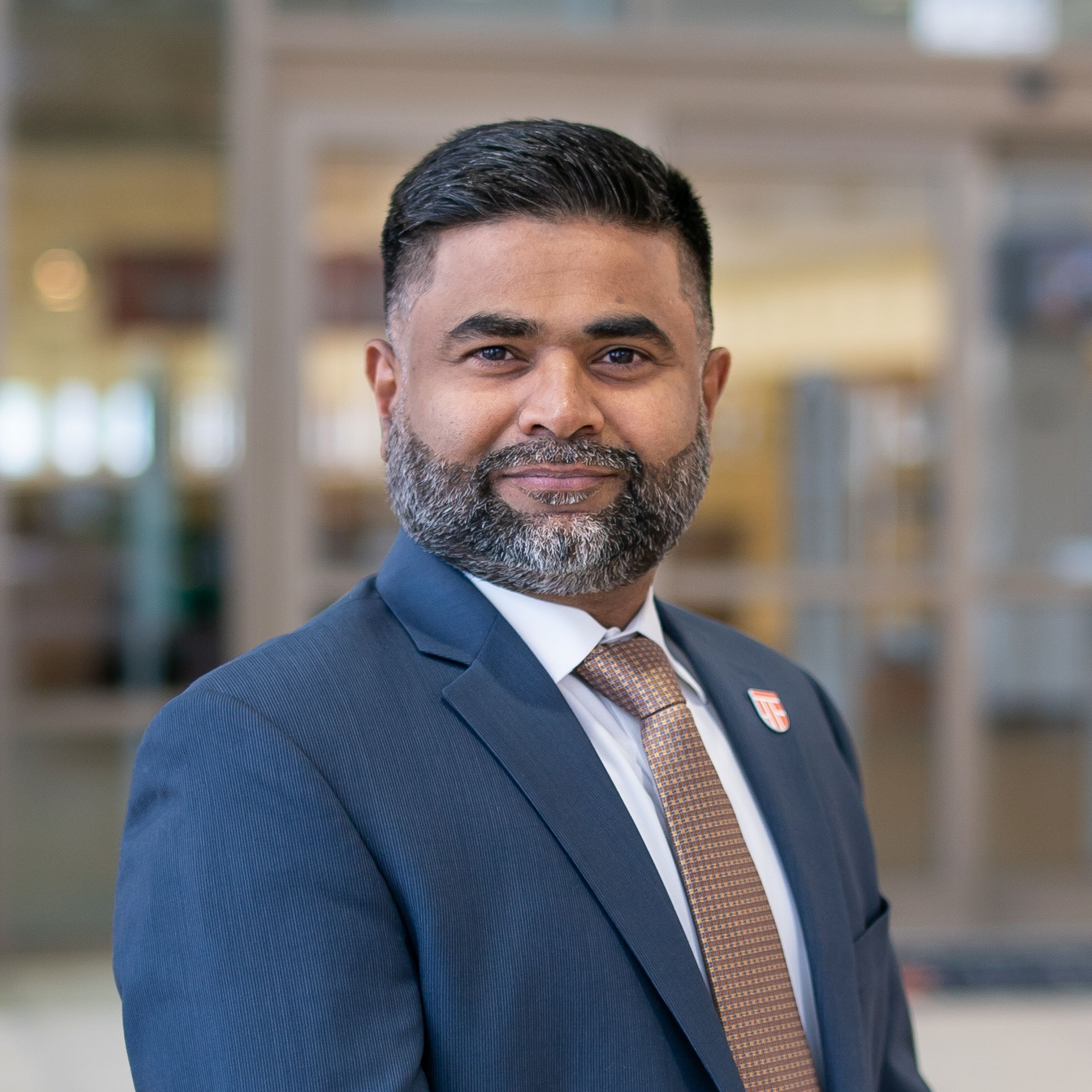 raj-dakshinamurthy-university-headshot