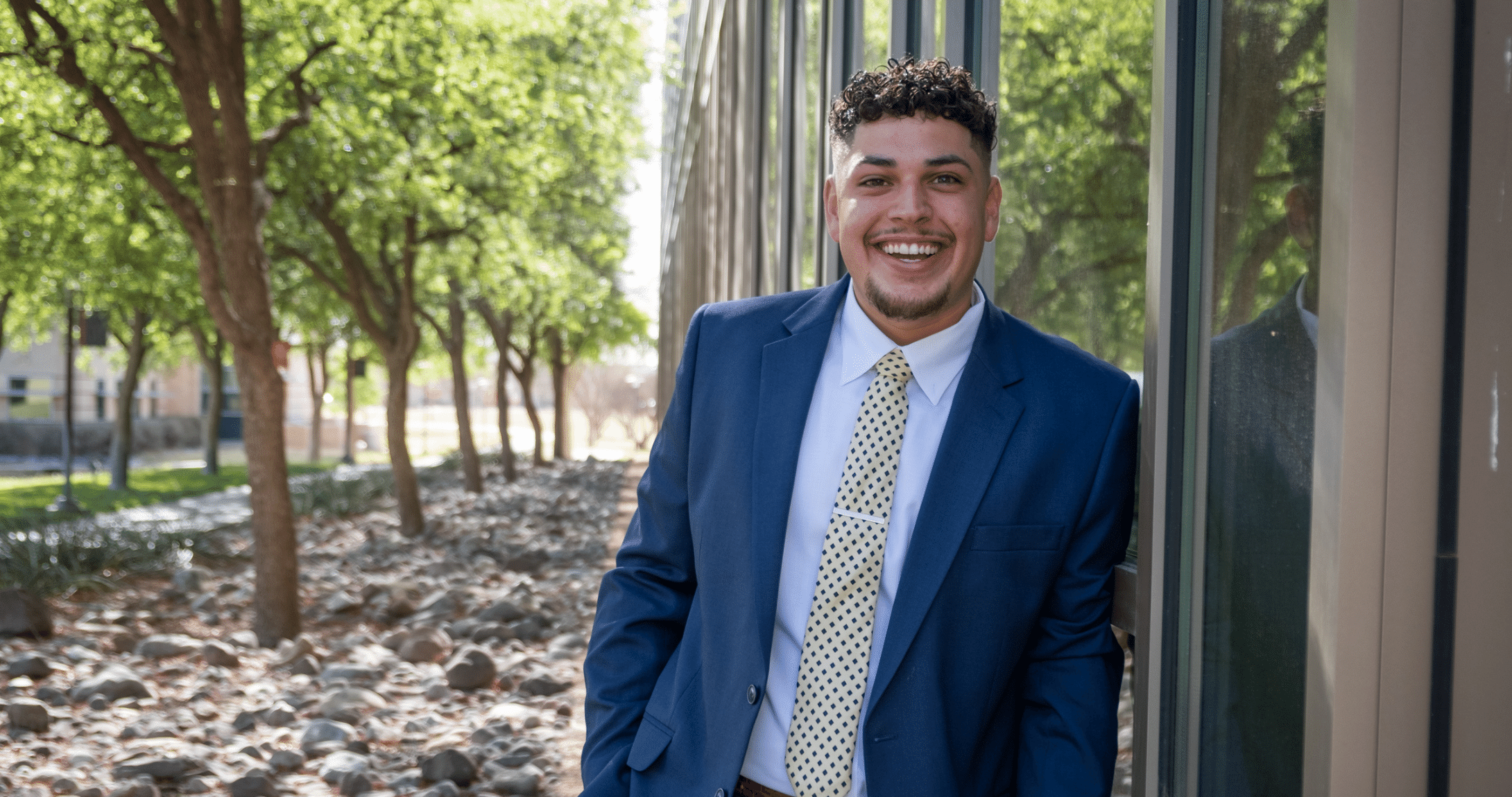 Headshot of Nathan Lopez